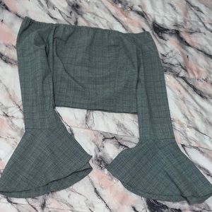 Long sleeve crop top